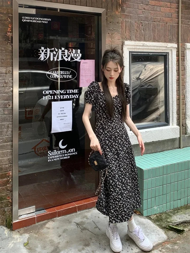 French Floral Dress for Women in Spring and Summer New Black High-end Slit Long Skirt Temperament Design Niche Tea Break