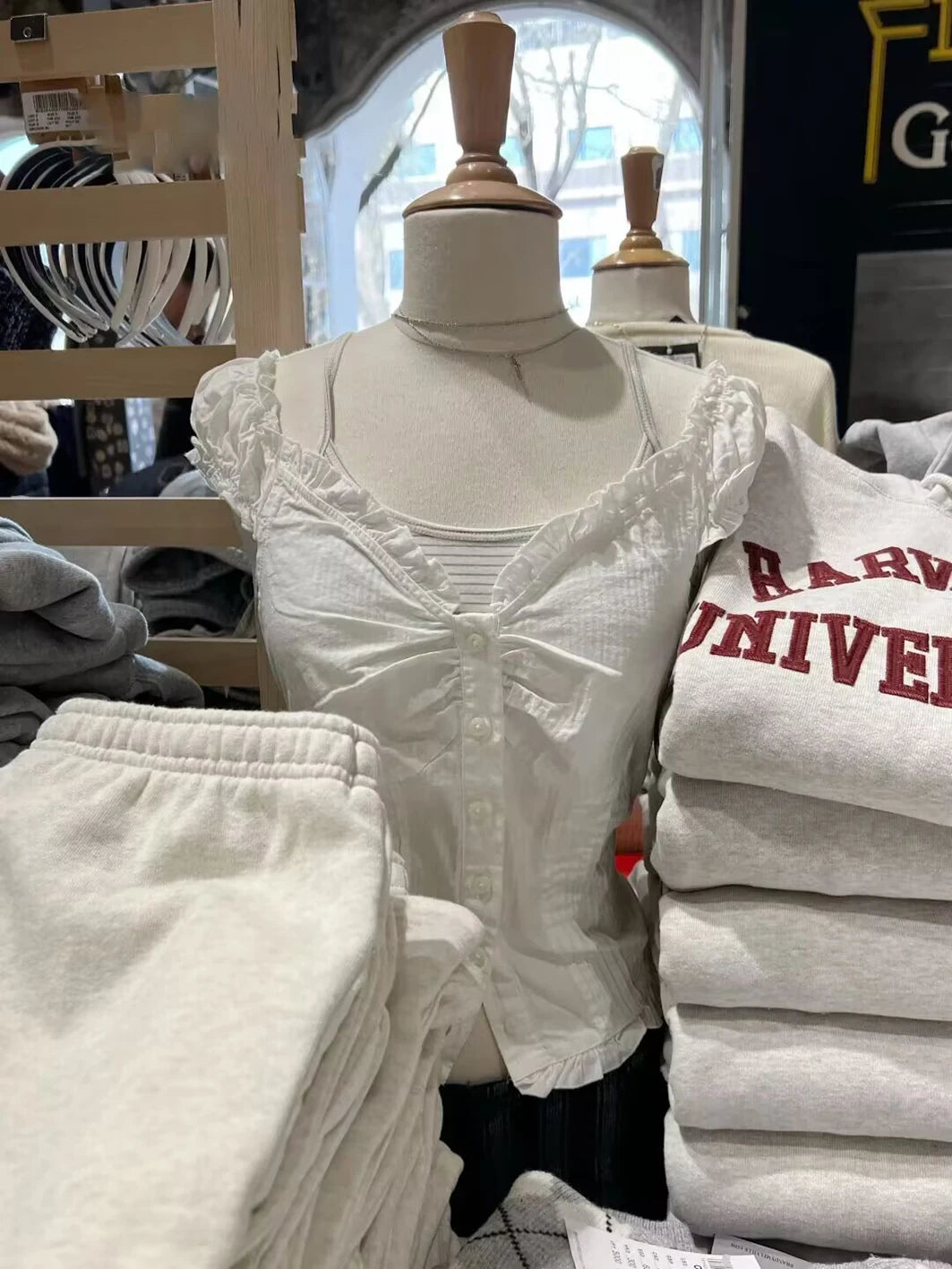 Ruffles White Basic Blouse Top for Woman Summer Folds Single Breasted Sleeveless Tank Tops Casual Cotton Vest Y2k Sweet Camisole