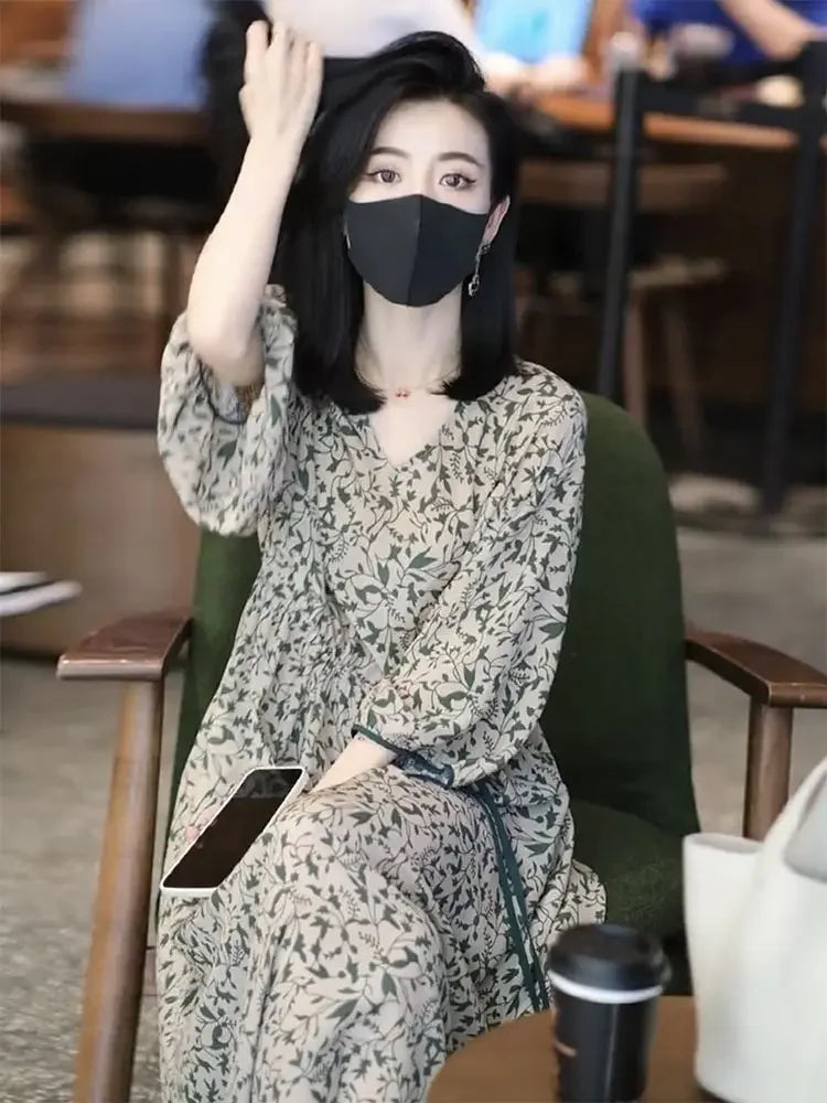 Floral Dress for Women Spring New Style 7-quarter Sleeves Chic Loose Slim Print Skirt Mid-length